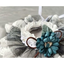 Load image into Gallery viewer, Luxurious Lace Collar
